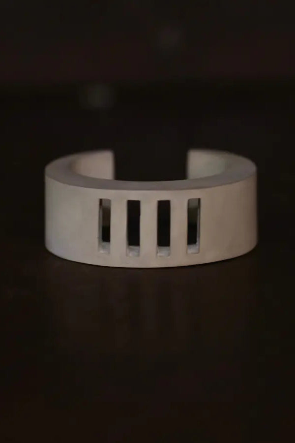 Parts of Four Crescent-shaped four-bar stamped bracelet (30mm) 1002-6-UAS PPOF50